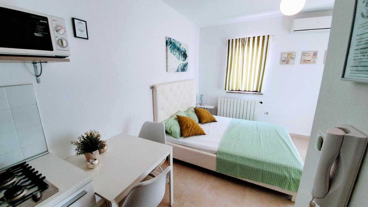 Apartments Villa Alba Porec Ngoại thất bức ảnh