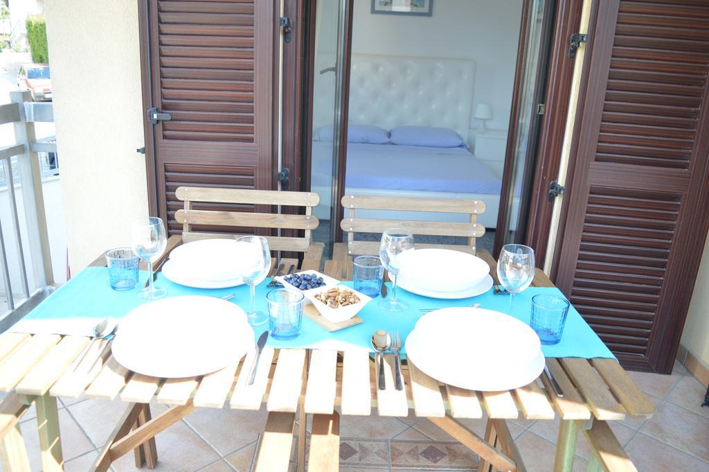 Apartments Villa Alba Porec Ngoại thất bức ảnh
