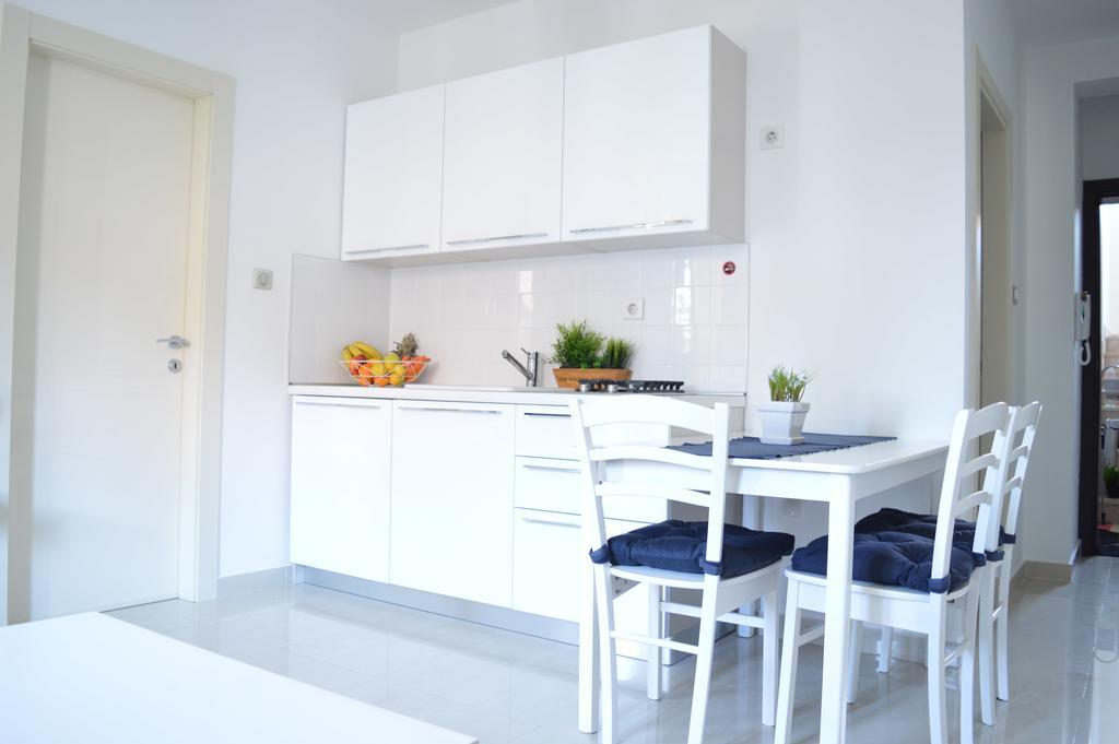 Apartments Villa Alba Porec Ngoại thất bức ảnh