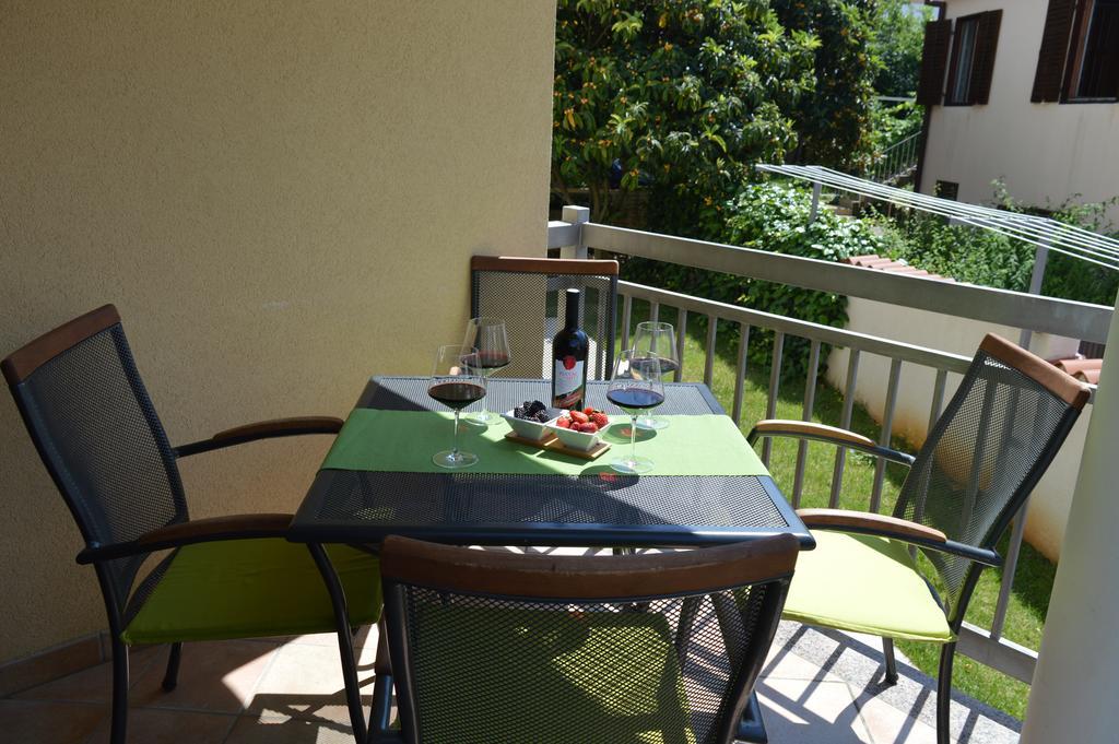Apartments Villa Alba Porec Ngoại thất bức ảnh