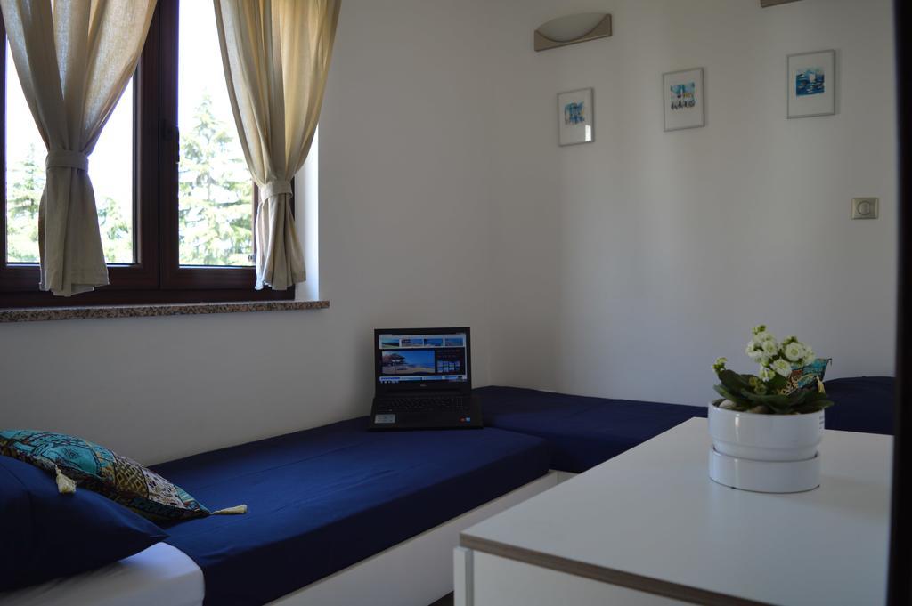 Apartments Villa Alba Porec Ngoại thất bức ảnh