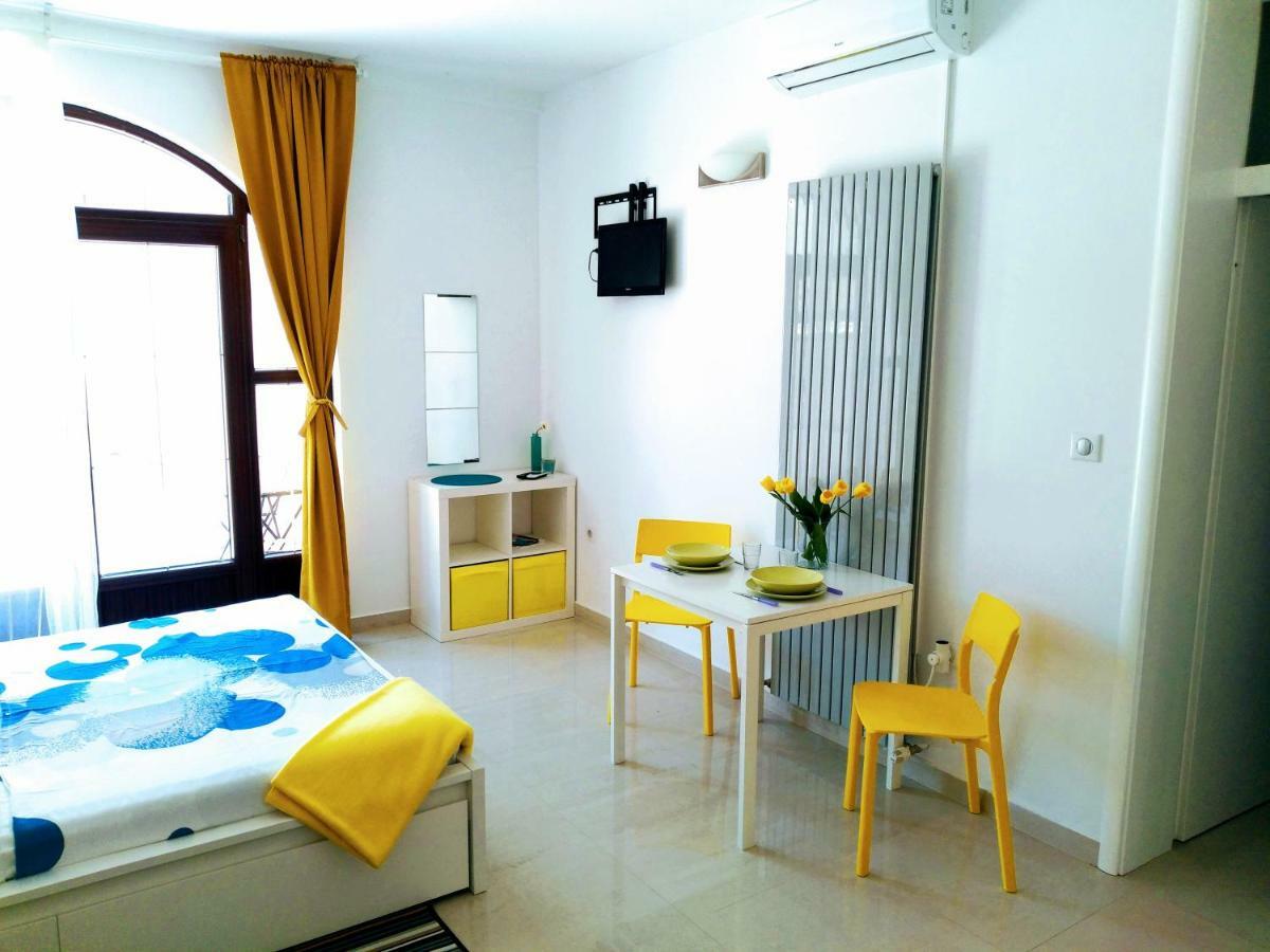 Apartments Villa Alba Porec Ngoại thất bức ảnh